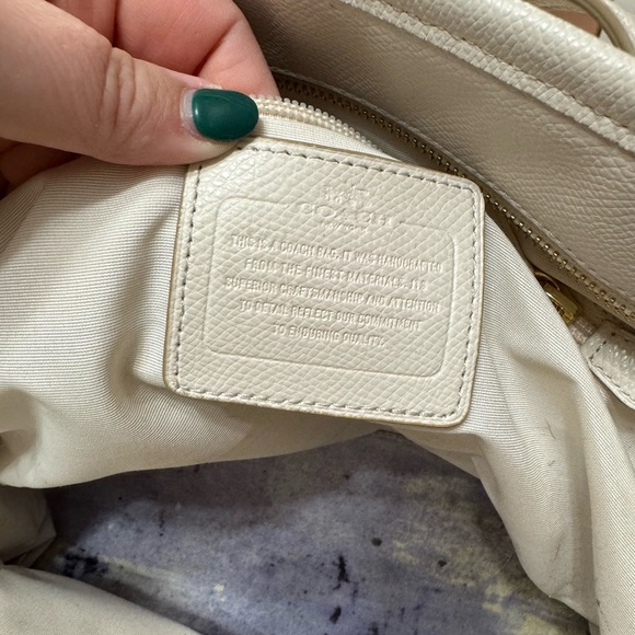 Coach purse - Picture 5 of 7